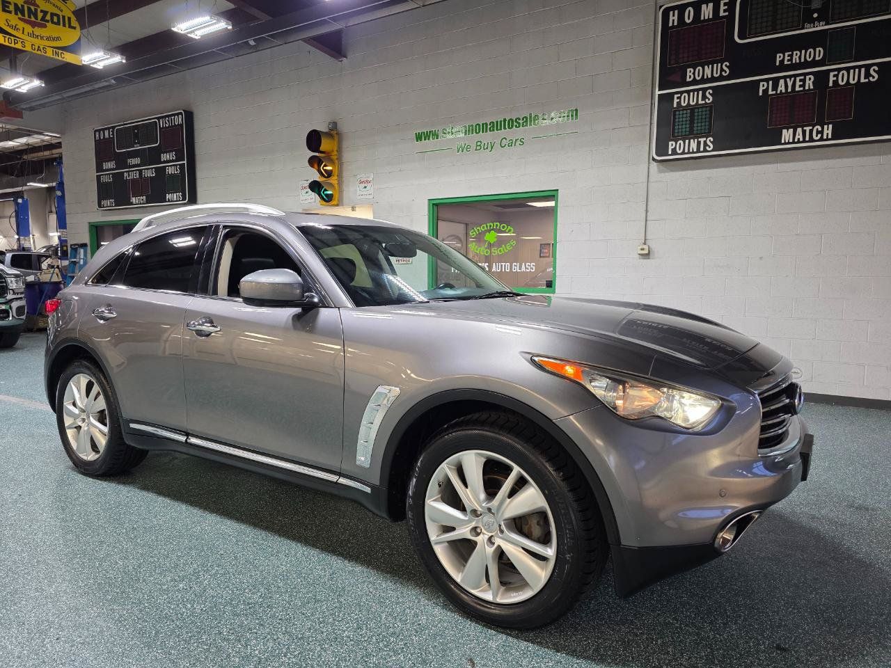 Used 2013 INFINITI FX37 AWD w/ Premium Pkg image 4