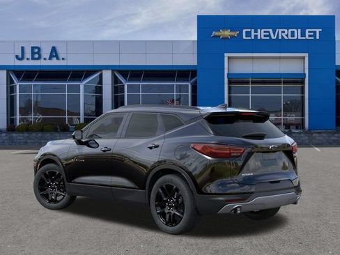 New 2026 Chevrolet Blazer LT w/ Convenience Package FWD image 3