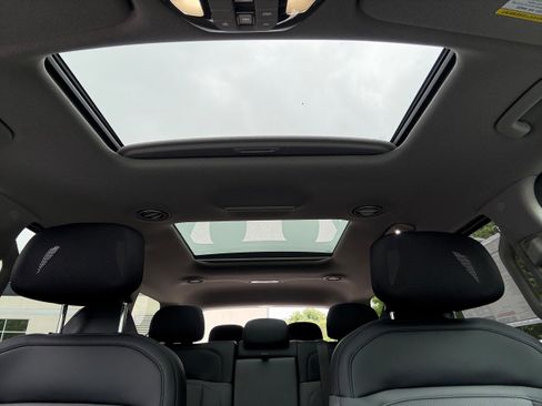 New 2026 Kia EV9 Wind image 17