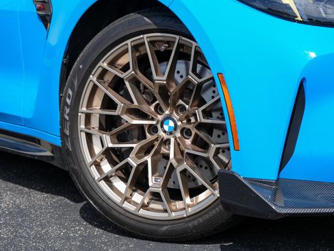 Used 2025 BMW M4 CS AWD/4WD image 11
