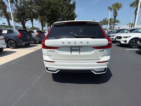 Certified 2024 Volvo XC60 B5 Core w/ Protection Package Premier AWD/4WD image 50