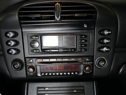 Used 2004 Porsche Boxster S image 31