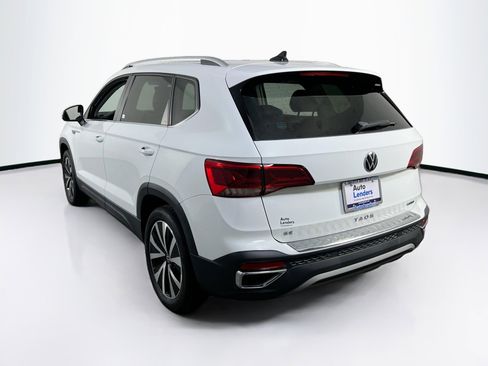 Used 2023 Volkswagen Taos SE image 7
