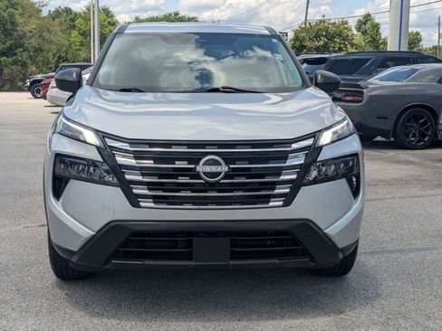 Used 2024 Nissan Rogue S FWD image 7
