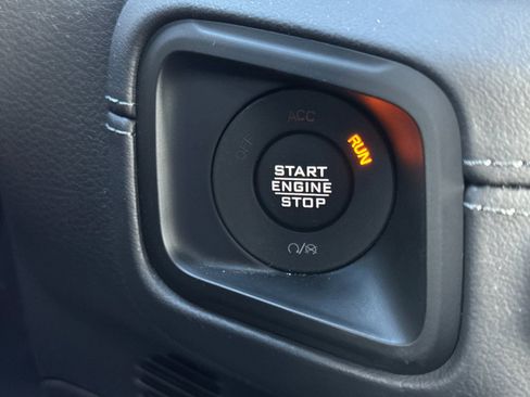 Used 2024 Jeep Wrangler Unlimited Rubicon 392 image 22