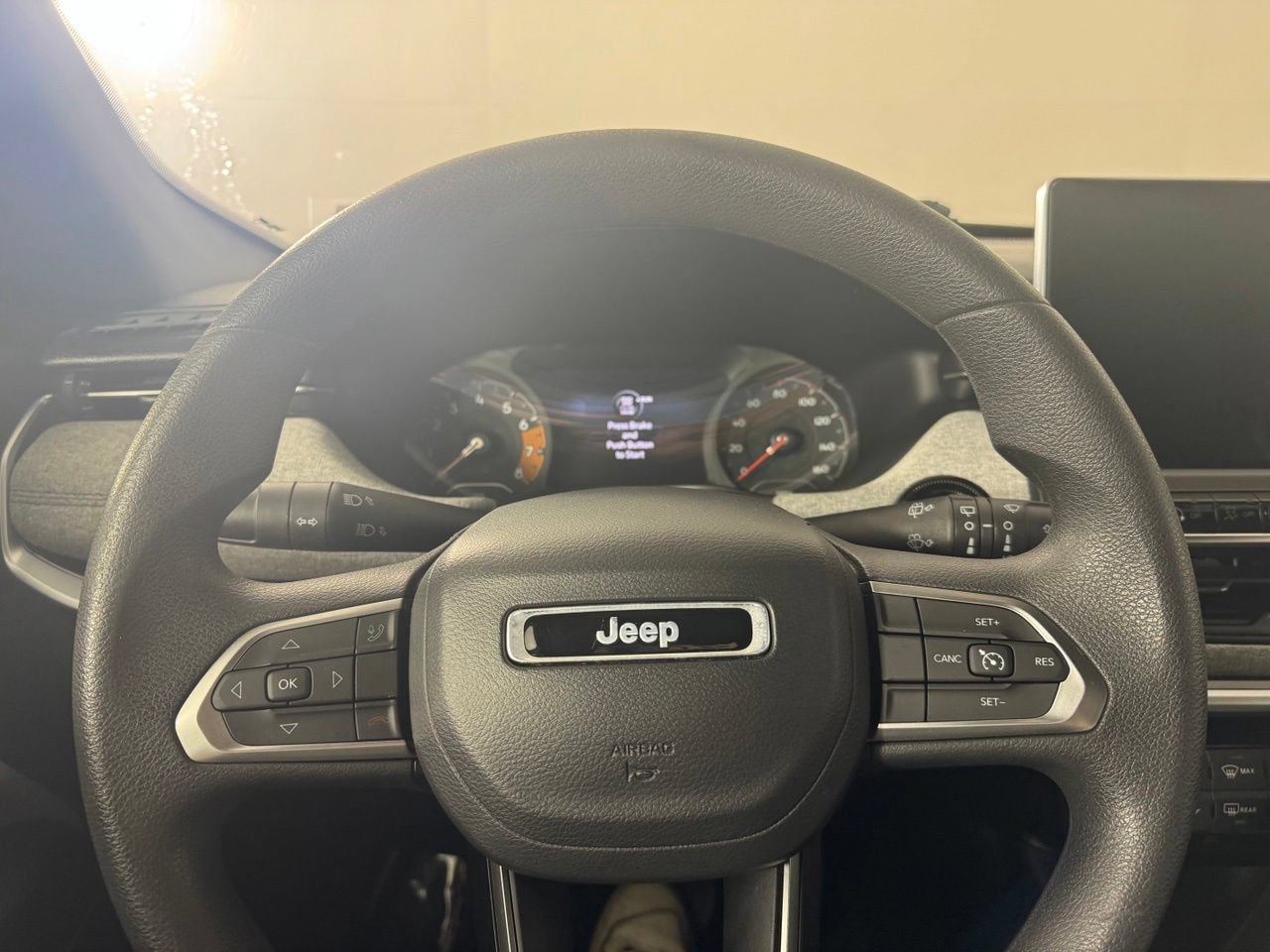 Used 2023 Jeep Compass Sport AWD/4WD image 15