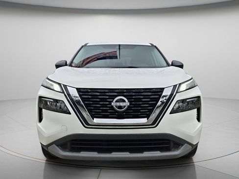 Used 2023 Nissan Rogue S image 5