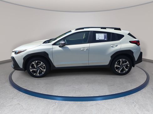 Used 2024 Subaru Crosstrek 2.0i Premium AWD/4WD image 8