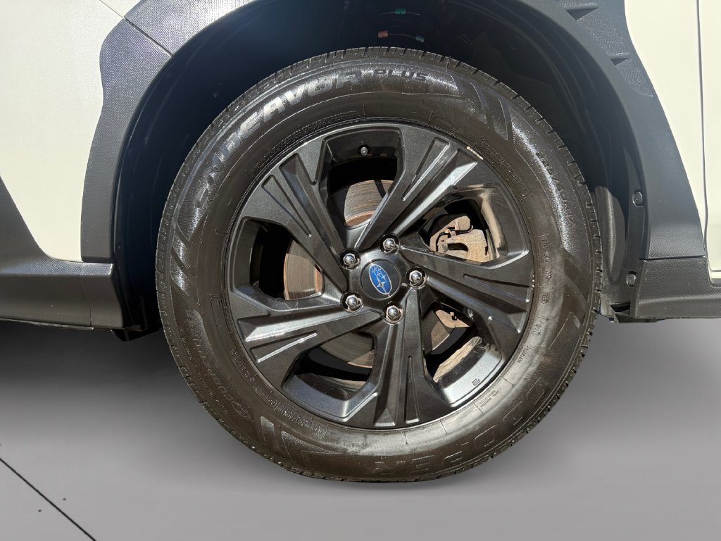 Used 2024 Subaru Crosstrek 2.0i AWD/4WD image 16