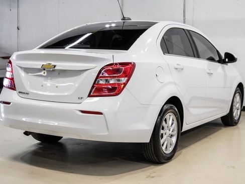 Used 2019 Chevrolet Sonic LT w/ Convenience Package image 8