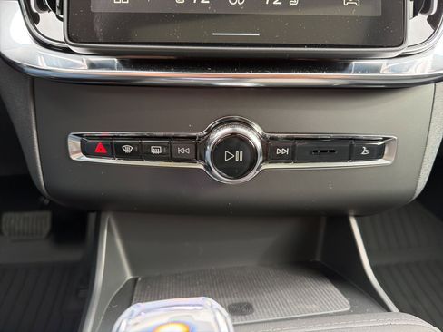New 2026 Volvo XC90 T8 Plus w/ Protection Package Premier AWD/4WD image 46