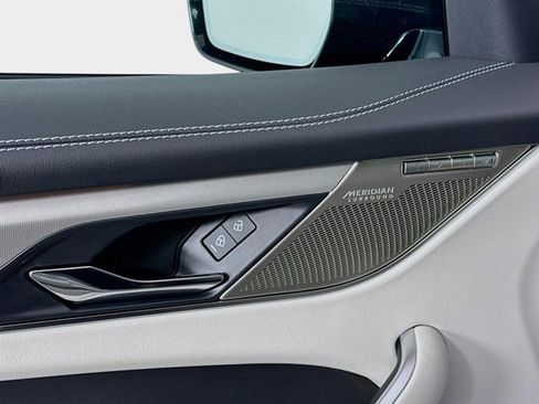 Used 2026 Jaguar F-PACE R-Dynamic S image 21