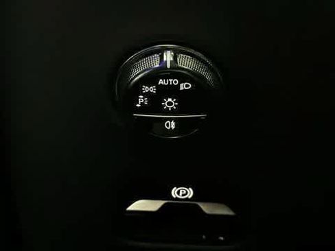 Certified 2026 Mercedes-Benz GLC 43 AMG 4MATIC image 19