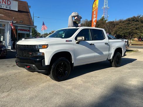 Used 2019 Chevrolet Silverado 1500 Custom Trail Boss w/ Custom Convenience Package image 8