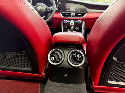 Used 2021 Alfa Romeo Giulia Ti w/ Nero Edizione image 24