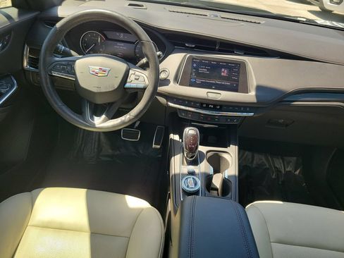 Used 2023 Cadillac XT4 Sport FWD image 26