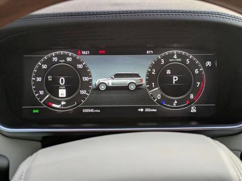 Used 2022 Land Rover Range Rover Westminster Edition image 9