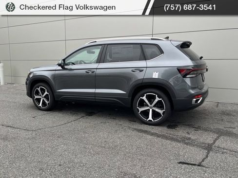 New 2025 Volkswagen Taos SEL image 16