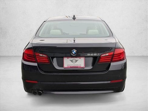 Used 2012 BMW 528i Sedan image 7