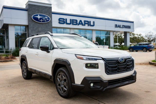 New 2026 Subaru Outback Premium AWD/4WD image 1