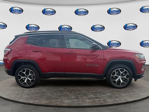 Used 2024 Jeep Compass Limited AWD/4WD image 8