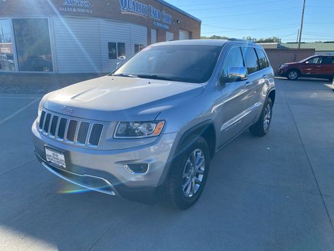 Used 2015 Jeep Grand Cherokee Limited image 2