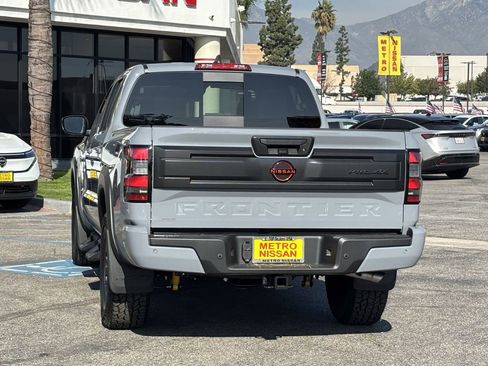 New 2026 Nissan Frontier PRO-4X w/ Pro-4x Convenience Package image 3