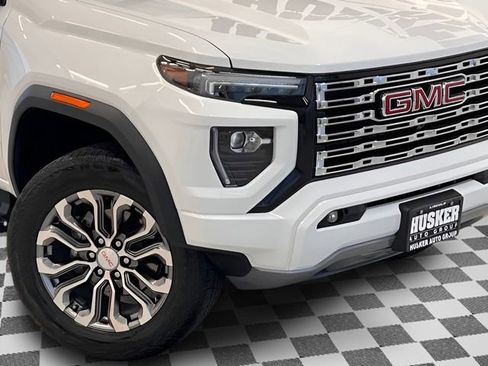 Used 2023 GMC Canyon Denali AWD/4WD image 30