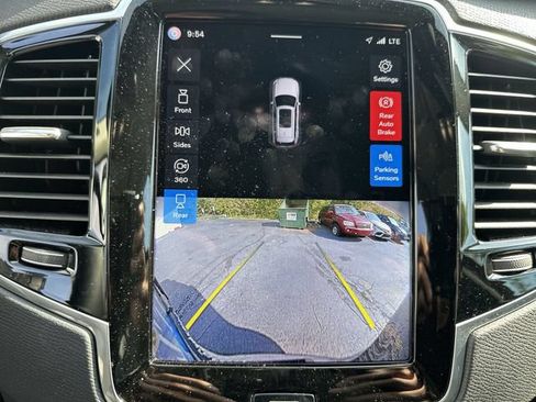 Used 2023 Volvo XC90 B6 Plus w/ Protection Package Premier AWD/4WD image 28