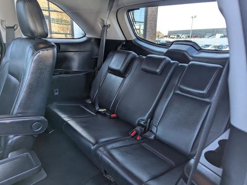Used 2018 Toyota Highlander XLE AWD/4WD image 43