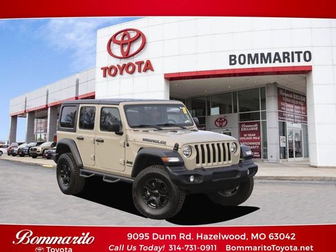 Used 2022 Jeep Wrangler Unlimited Sport image 1