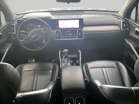 Used 2022 Kia Sorento S w/ Panoramic Sunroof Package AWD/4WD image 16