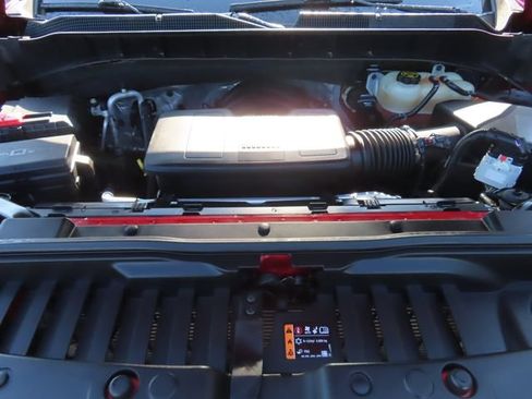 Used 2022 Chevrolet Silverado 1500 LTZ AWD/4WD image 12
