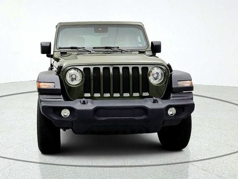 Used 2022 Jeep Wrangler Sport AWD/4WD image 2