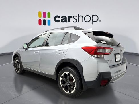 Used 2023 Subaru Crosstrek 2.0i Premium image 3