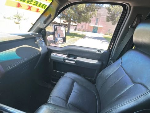 Used 2013 Ford F250 Lariat w/ Lariat Ultimate Pkg AWD/4WD image 14