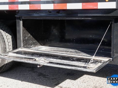 Used 2018 Ford F550 4x4 Crew Cab Super Duty image 14