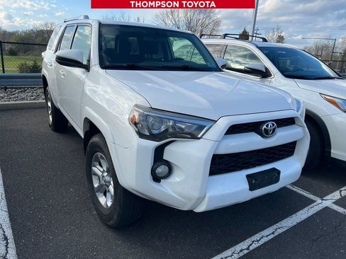 Used 2018 Toyota 4Runner SR5 image 1