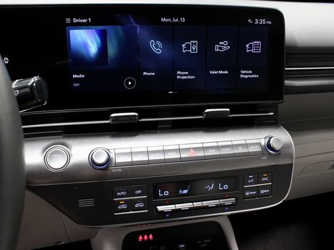 Certified 2025 Hyundai Kona SEL FWD image 33