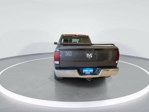 Used 2017 RAM 1500 Classic SLT AWD/4WD image 7