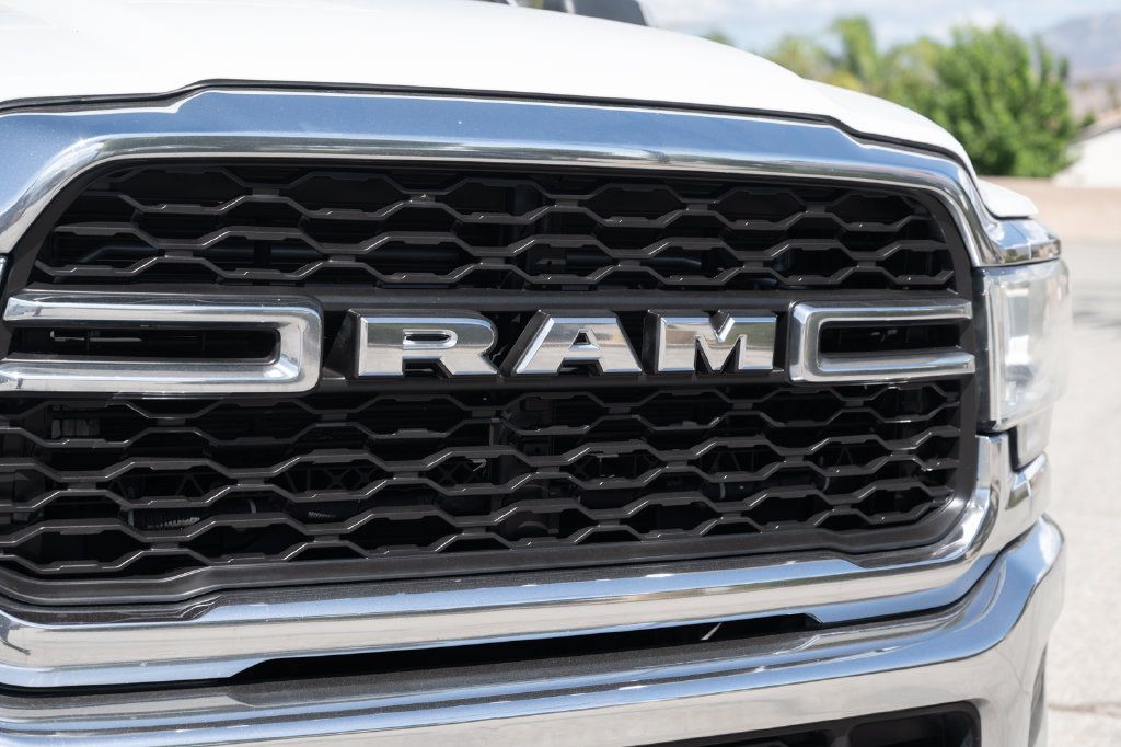 Used 2021 RAM 2500 Tradesman w/ Chrome Appearance Group AWD/4WD image 11