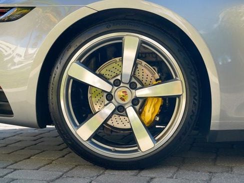 Used 2021 Porsche 911 Carrera image 59