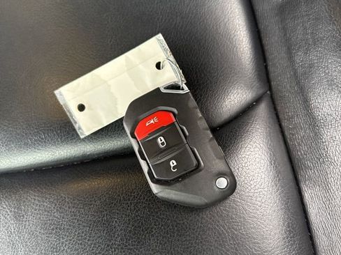 Used 2022 Jeep Wrangler Unlimited Sahara image 53