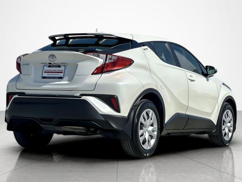 Certified 2021 Toyota C-HR LE image 5