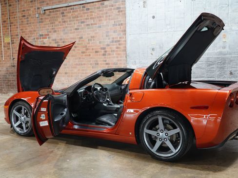 Used 2006 Chevrolet Corvette Coupe w/ Preferred Equipment Group image 33