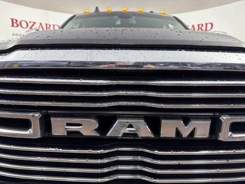 Used 2023 RAM 3500 Laramie AWD/4WD image 5