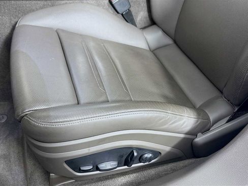 Used 2022 Porsche Panamera GTS image 13