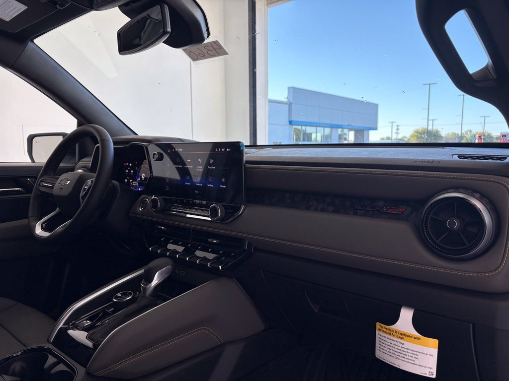 New 2026 Chevrolet Colorado ZR2 w/ Technology Package AWD/4WD image 37