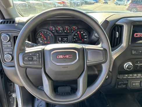 Used 2024 GMC Sierra 1500 Pro w/ Pro Value Package image 17