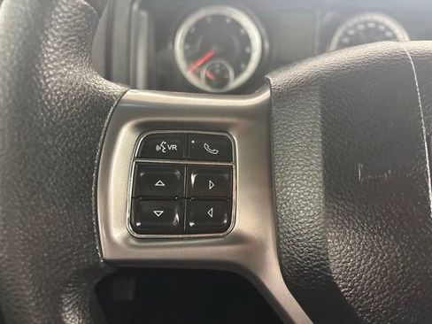 Used 2022 RAM 1500 Classic SLT image 22